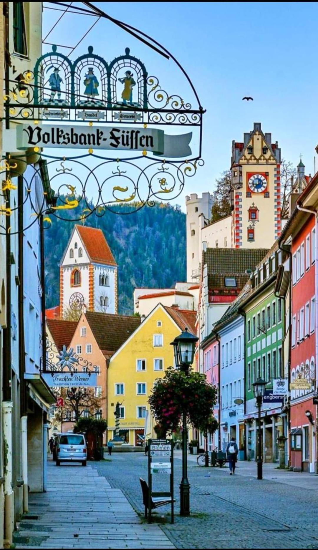 House La Neuschwanstein Blick - Budget City Hotel Füssen Buitenkant foto