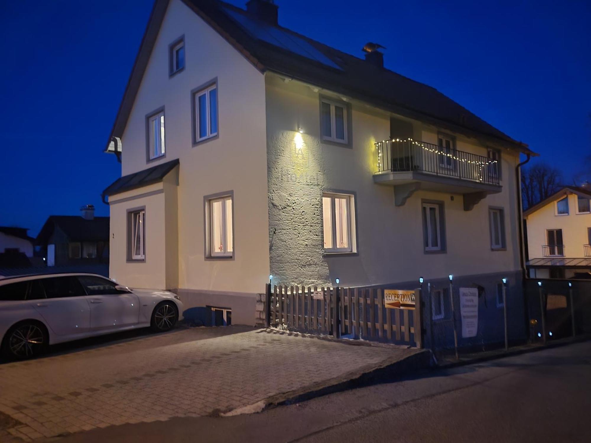 House La Neuschwanstein Blick - Budget City Hotel Füssen Buitenkant foto